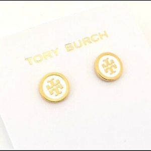 Tory Burch logo stud earrings - white and gold